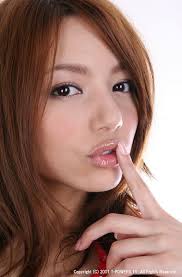 Rio (Tina Yuzuki) จากสาวน้อยพราวเสน่ห์สู่ไอคอนรอยยิ้มละลายใจ นักแสดงในดวงใจที่ครองใจแฟนๆ ไม่เสื่อมคลาย