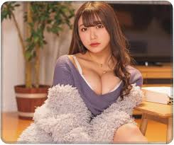 Hana Himesaki สวยละมุนเกินต้าน น่ารักแบบหนุบหนับทั้งหัวใจ สายตาพิมพ์ใจที่มัดคนดูอยู่หมัด จากนักแสดงหน้าใสสู่ขวัญใจผู้ชม
